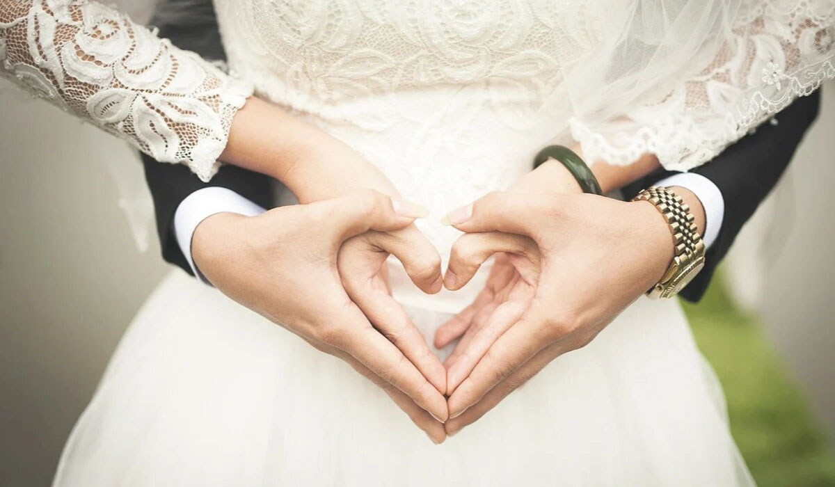 Insert alt text here